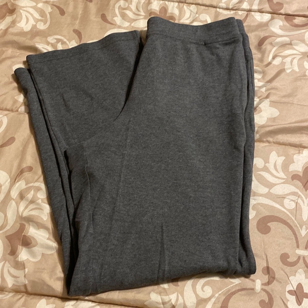 Leisure Stretch Pants with Pockets!